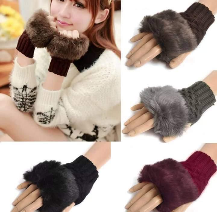 Women’s Plush Knitted Wool Fingerless Gloves – Faux Wool Half-Finger Winter Mittens, Warm Fashion Short Mitts for Girls
